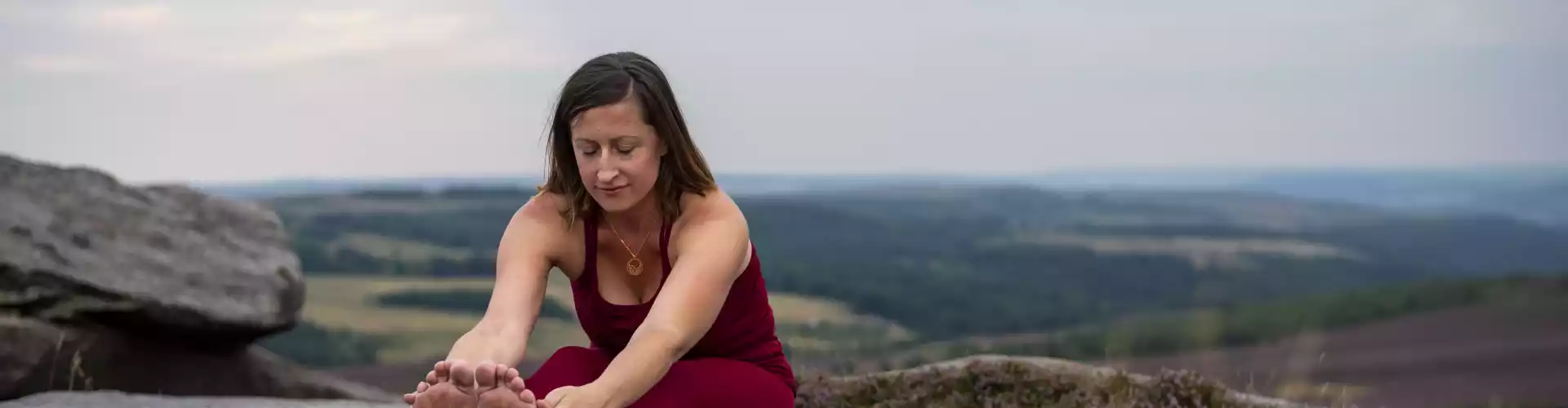 Yoga pour renforcer le système immunitaire - Yoga de guérison réparatrice - Online Class by Sarah Evans 